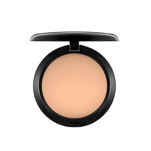 MAC Cosmetics Zmatňujúci púder a make-up Studio Fix (Powder Plus Foundation - Make-up) 15 g NC50